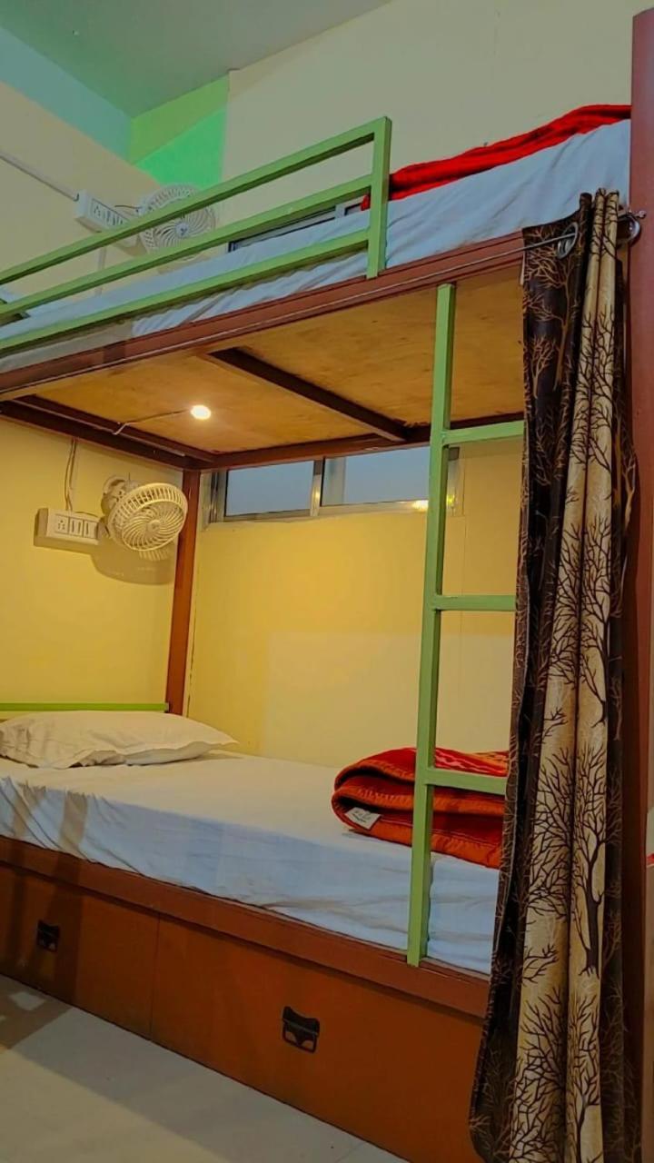 Auberge de jeunesse Baba'S Rishīkesh Extérieur photo